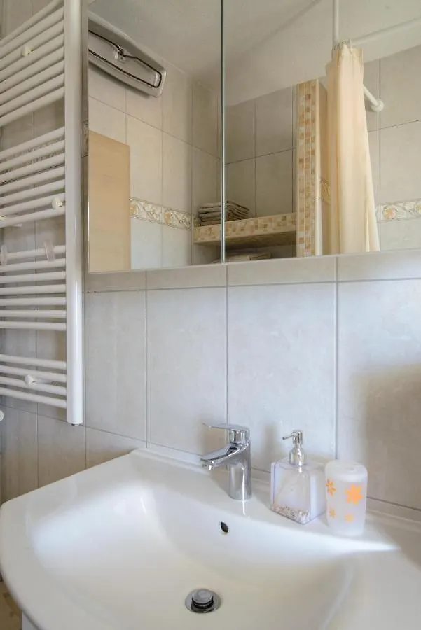 Apartments Tonka Trogir
