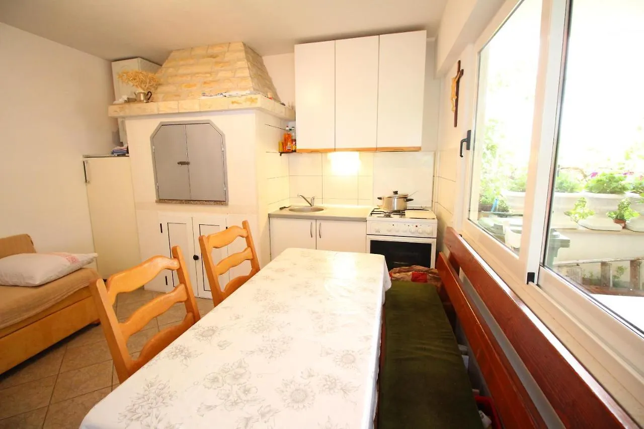 Apartments Tonka Trogir
