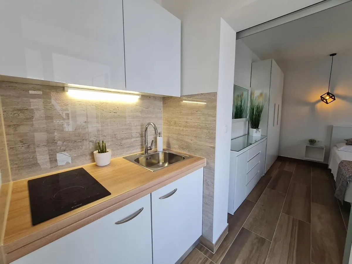 Apartments Tonka Trogir